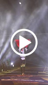 BIB:  <button type="button" onclick="openModal(27084573)" class="btn btn-primary btn-sm float-right" data-toggle="modal" data-target=".modal-high-quality">
                <i class="fa fa-download"></i> Download
                </button>